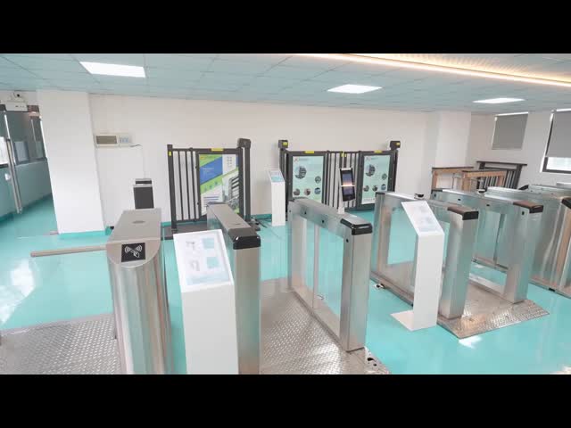 HCW Автоматические винтовые ворота с 600-900 мм шириной канала 6-пар инфракрасного излучения и 30-40 человек / минуту пропускной способности
